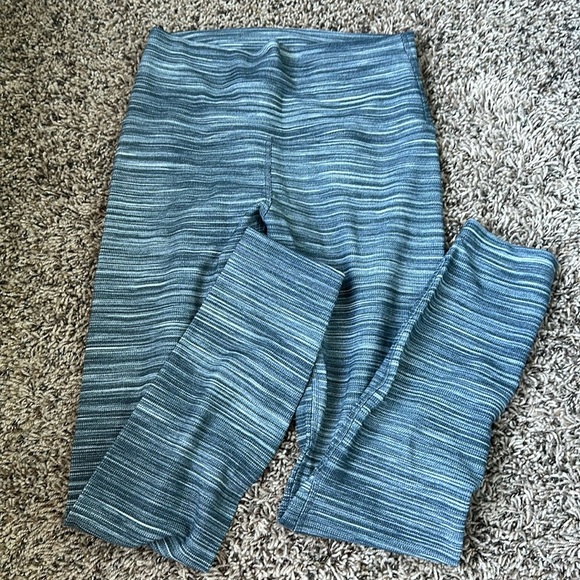 Lululemon - Picture 1 of 4